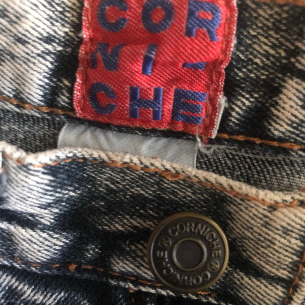 VINTAGE CORNICHE DESIGNER ACID RED TAG WOMENS JEANS MADE IN HONG FRONT PKT GOL… - Picture 9 of 15